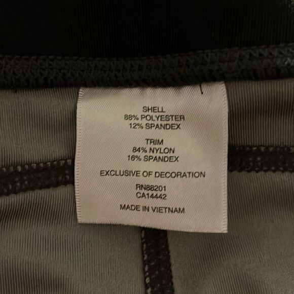 MONDETTA Size Large Capri Leggings - Picture 7 of 7